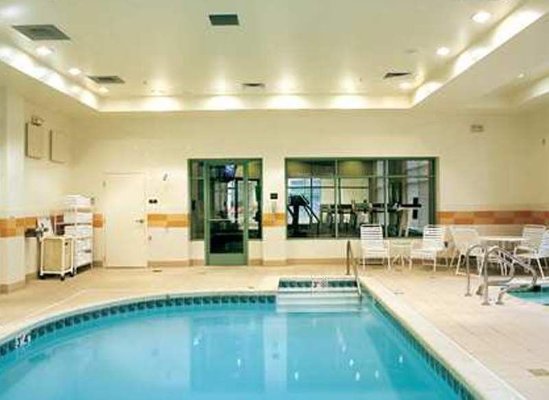 Hilton Garden Inn Calgary Airport Exterior foto